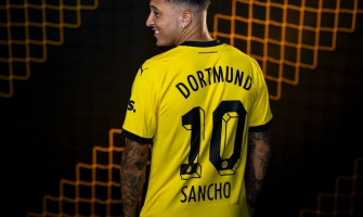 Een grote explosie inluidend