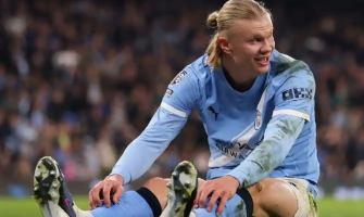 Haaland, met een marktwaarde van €200 miljoen, laat opnieuw steken vallen