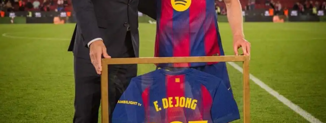 Frenkie de Jong overtreft Cocu en vestigt clubrecord