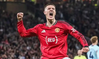 Speciaal voetbalshirt van Manchester United wordt geveild voor het goede doel