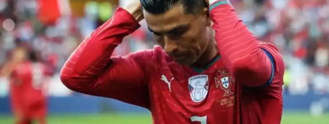 Is de Portugese legende niet langer geschikt voor een basisplaats? Is de Portugese legende niet langer geschikt voor een basisplaats?