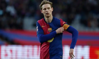 De contractverlenging van De Jong bij Barcelona boekt vooruitgang