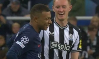 De voetbalshirt is zo populair