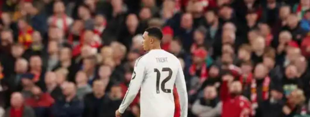 Anfield-fans begroetten Trent Alexander-Arnold met boegeroep