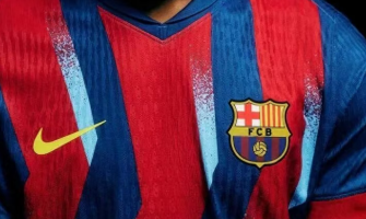 Barcelona kondigt officieel vierde voetbalshirt aan