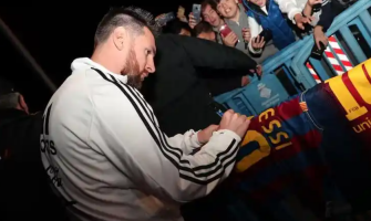 Gesigneerde Messi-memorabilia, drievoudige authenticiteitscontrole