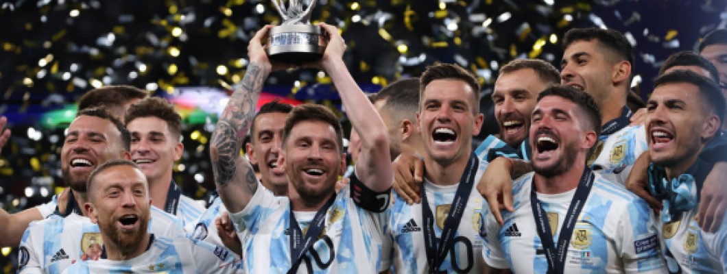 Bind met Ronaldo! Messi wint tweede landstitel