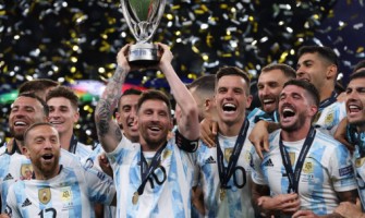 Bind met Ronaldo! Messi wint tweede landstitel