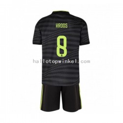 Real Madrid Voetbalshirt Toni Kroos 8 Kleuters/Kids Derde Tenue 2022-2023 Korte Mouw
